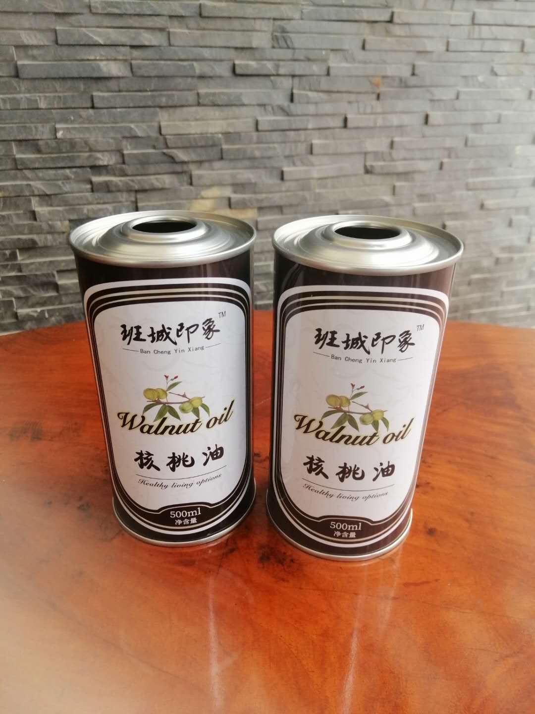 核桃油鐵罐包裝規(guī)格尺寸 250毫升核桃油價(jià)格  500毫升核桃油鐵罐設(shè)計(jì)