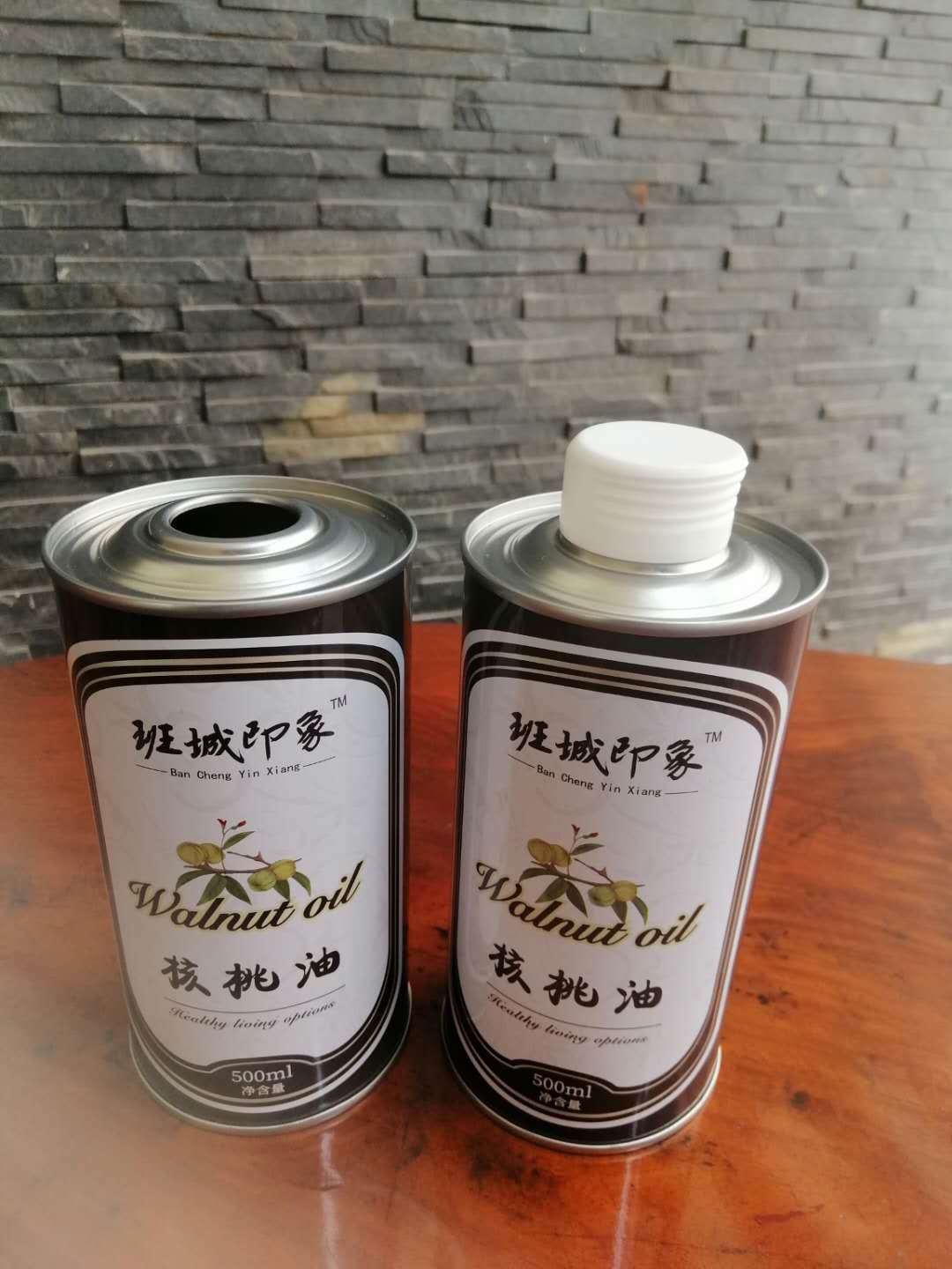 核桃油鐵罐包裝規(guī)格尺寸 250毫升核桃油價(jià)格  500毫升核桃油鐵罐設(shè)計(jì)